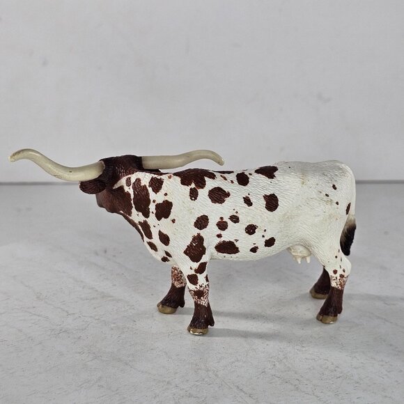 Schleich Texas Longhorn Cow Cattle #13685 Farm Life Realistic Animal Toy Figure - Picture 5 of 9